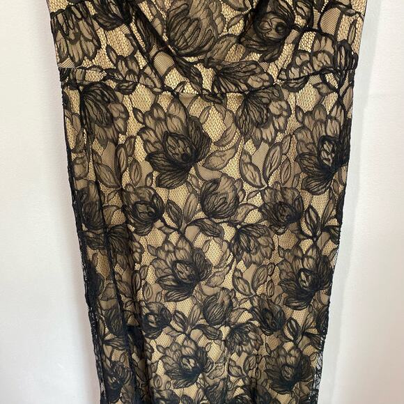 Tadashi Shoji Off The Shoulder Lace Maxi Dress  sz 10 - Picture 3 of 13